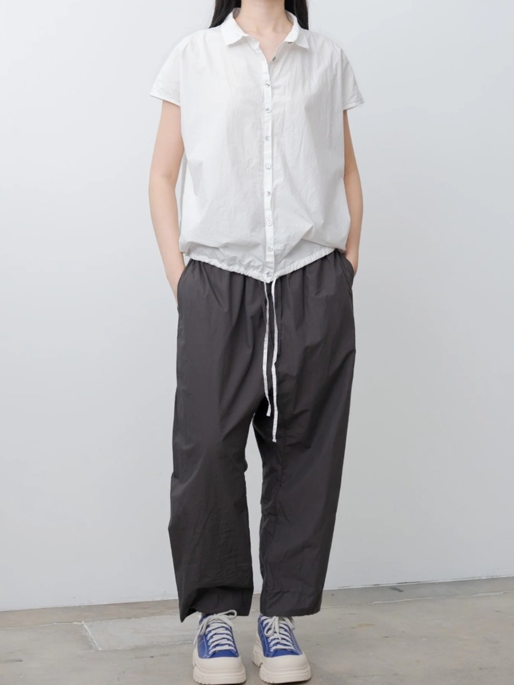 ALBUM DI FAMIGLIA The Short Sleeveless Shirt in Milk TC Paper Cotton Boxy Tie XS